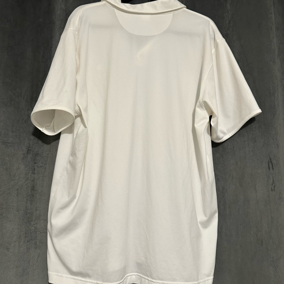 Men’s The North Face Tshirt - Picture 2 of 5